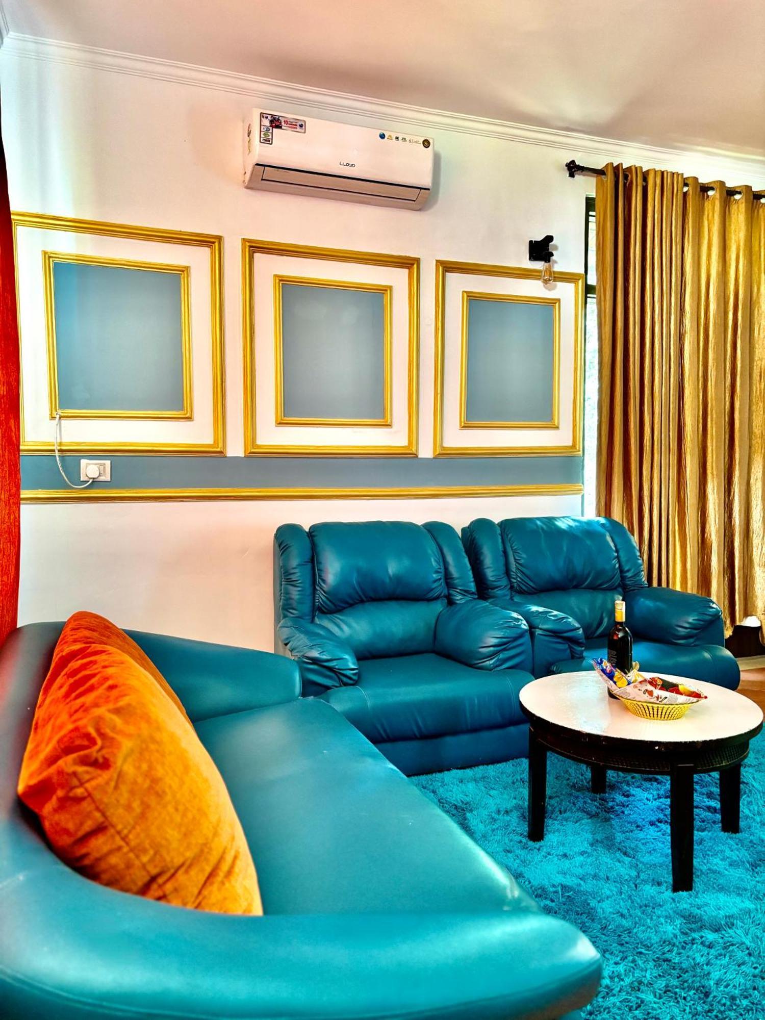 Atulyam Villa- 安君纳 外观 照片